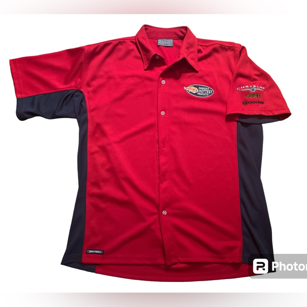 Red Button down promotional Chrysler dodge Jeep shirt in size large L